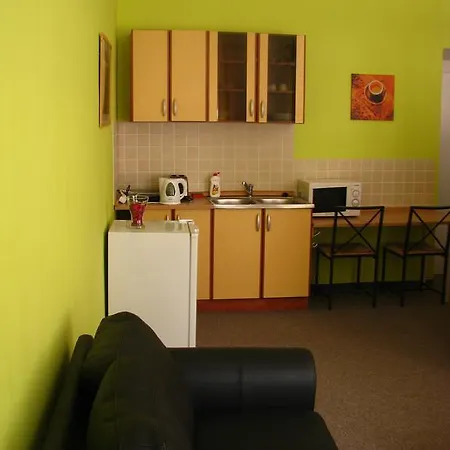 Hostel Ritchie's & Prag